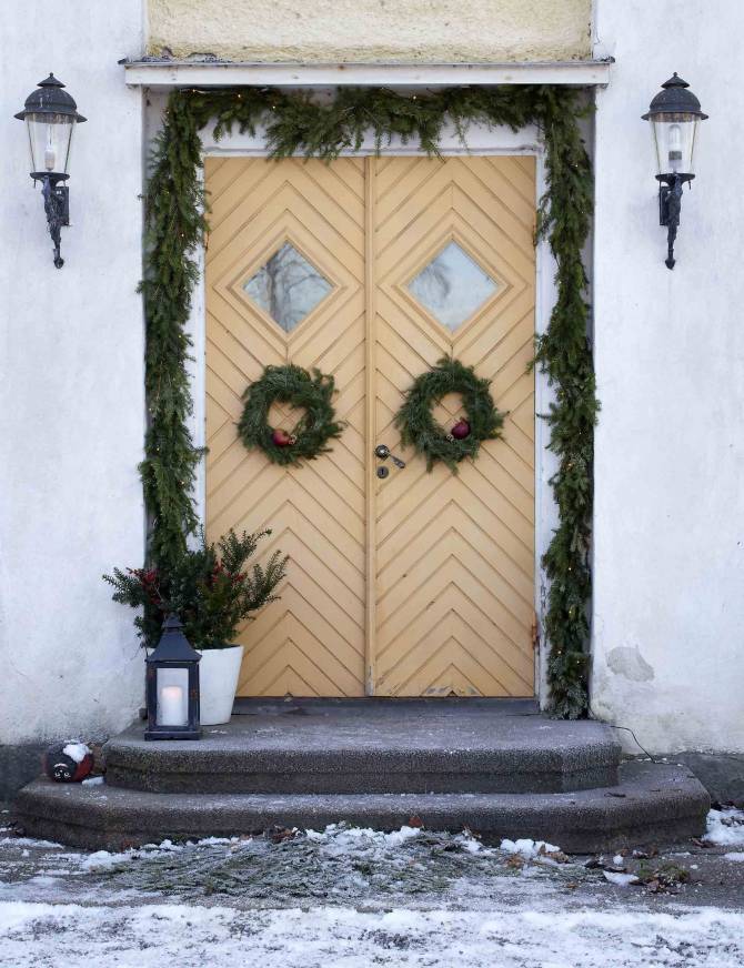 jul-hos-sofia-och-olov-p_-_by-s_tteri-cf004999-1-670x872